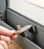 Locksmith Key Store St Louis, MO 314-800-0664 - broken-key-extraction